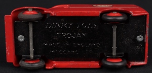 Dinky toys 450 trojan 15 cwt van esso kk559 base