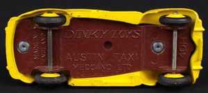 Dinky toys 254 austin taxi kk563 base