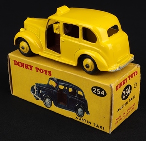 Dinky toys 254 austin taxi kk563 back