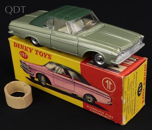 Dinky toys 137 plymouth fury convertible kk639 front