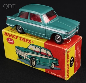 Dinky toys 134 triumph vitesse kk641 front