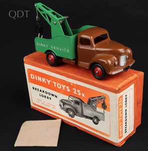Dinky toys 25x breakdwon lorry kk686 front