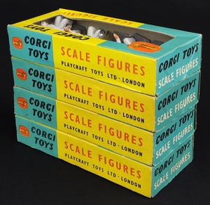 Corgi scale figures 1 kk710 side 1