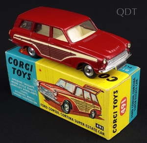 Corgi toys 491 ford consul cortina estate car kk746 front