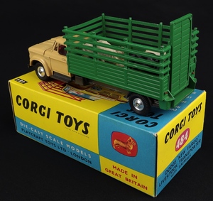 Corgi toys 484 dodge kew fargo livestock transporter kk788 back