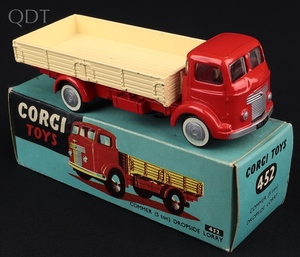 Corgi toys 452 commer dropside kk925 front