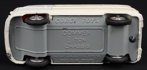 Corgi toys 463 commer ambulance kk927 base