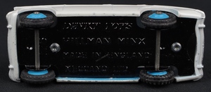 Dinky toys 175 hillman minx saloon ll14 base