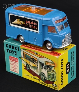 Corgi toys 471 smith's karrier mobile canteen ll247 front