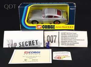 Corgi toys 96655 james bond aston martin db5 ll299 front