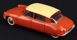 French dinky toys 24c citroen ds19 ll320 back