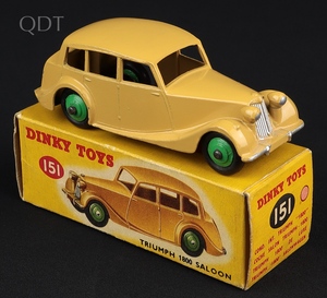Dinky toys 151 triumph 1800 saloon ll346 front