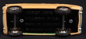 Dinky toys 175 hillman minx saloon ll539 base