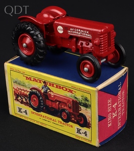 Matchbox k 4  international tractor ll548 front