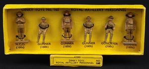 Dinky toys 160 royal artillery personnel ll555 front
