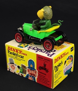 Dinky toys 471 parsley's car ll571 back