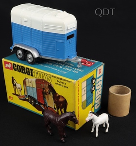 Corgi toys 112 rice's beaufort double horse box ll663 front