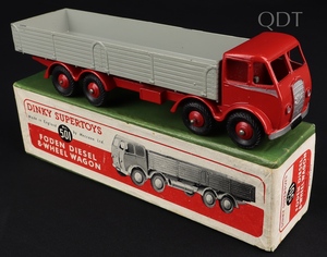 Dinky supertoys 501 foden diesel 8 wheel wagon ll832 front