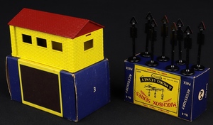 Matchbox no. 4 garage no. 3 road signs ll968 back