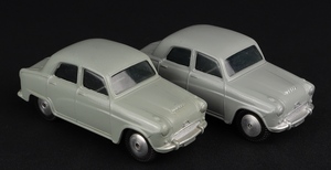 Corgi toys 210m austin cambridge saloon mm141 compare